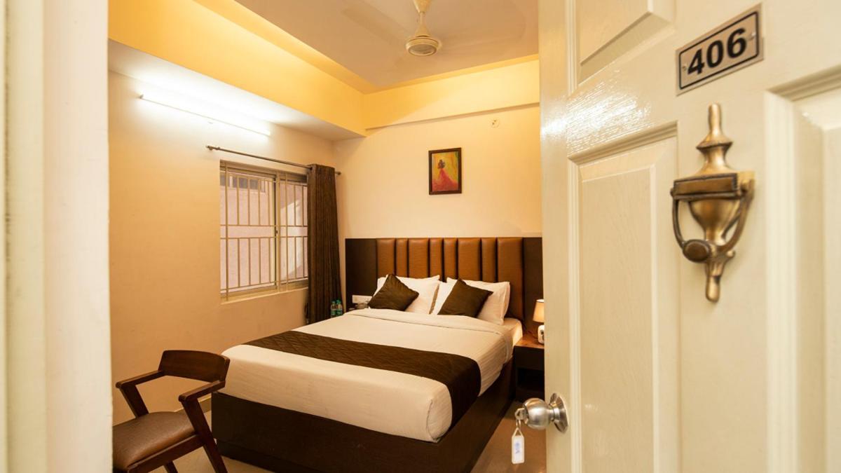 Hotel Balinova Bangalore Eksteriør bilde